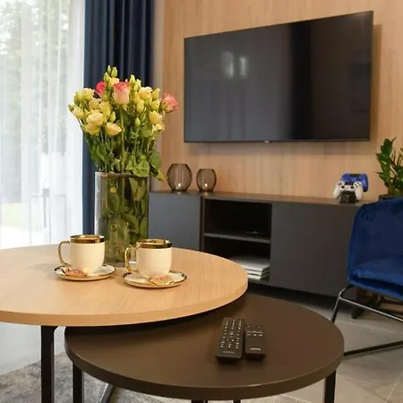 Prywatny Stone Hill Rackiewicz Z Basenem Apartment *