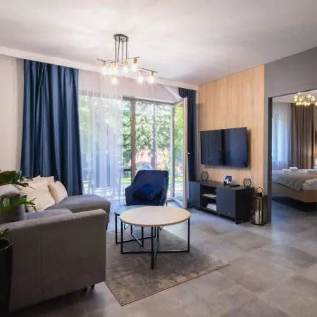 Prywatny Stone Hill Rackiewicz Z Basenem Appartamento *