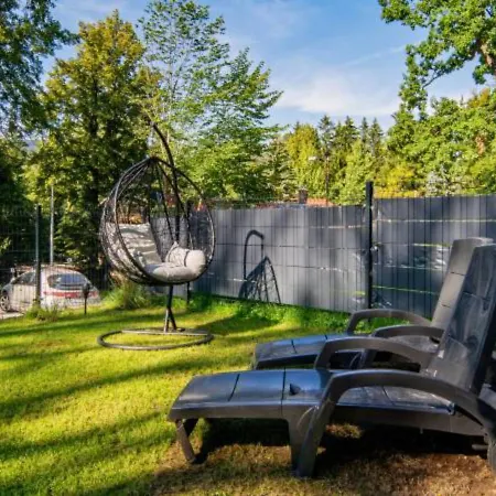 Prywatny Stone Hill Rackiewicz Z Basenem שצ'קלארסקה פוראובה